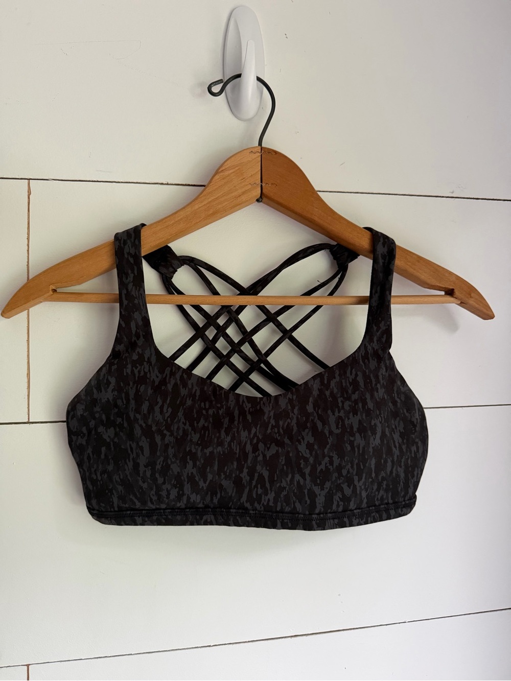 lululemon Free To Be Bra - Black and Grey Strappy Sports Bra